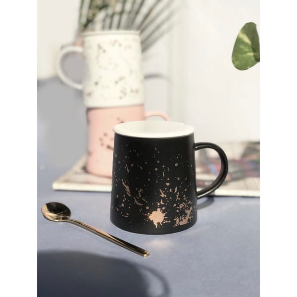 Coffee Mug With Lid And Spoon - Minimal Gold - Ceramic - Single Piece